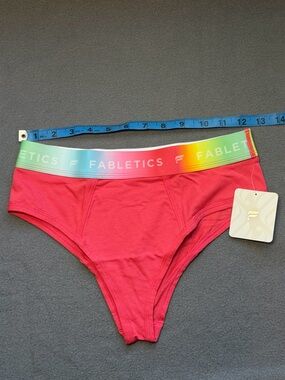 Fabletics women’s 24 seven pride brief size small